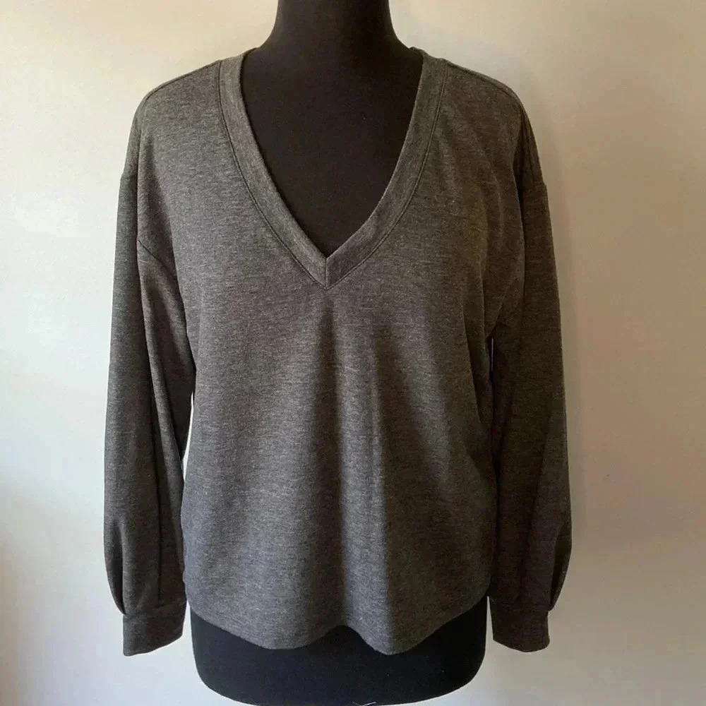 Gentle Fawn | V-Neck Long Sleeve